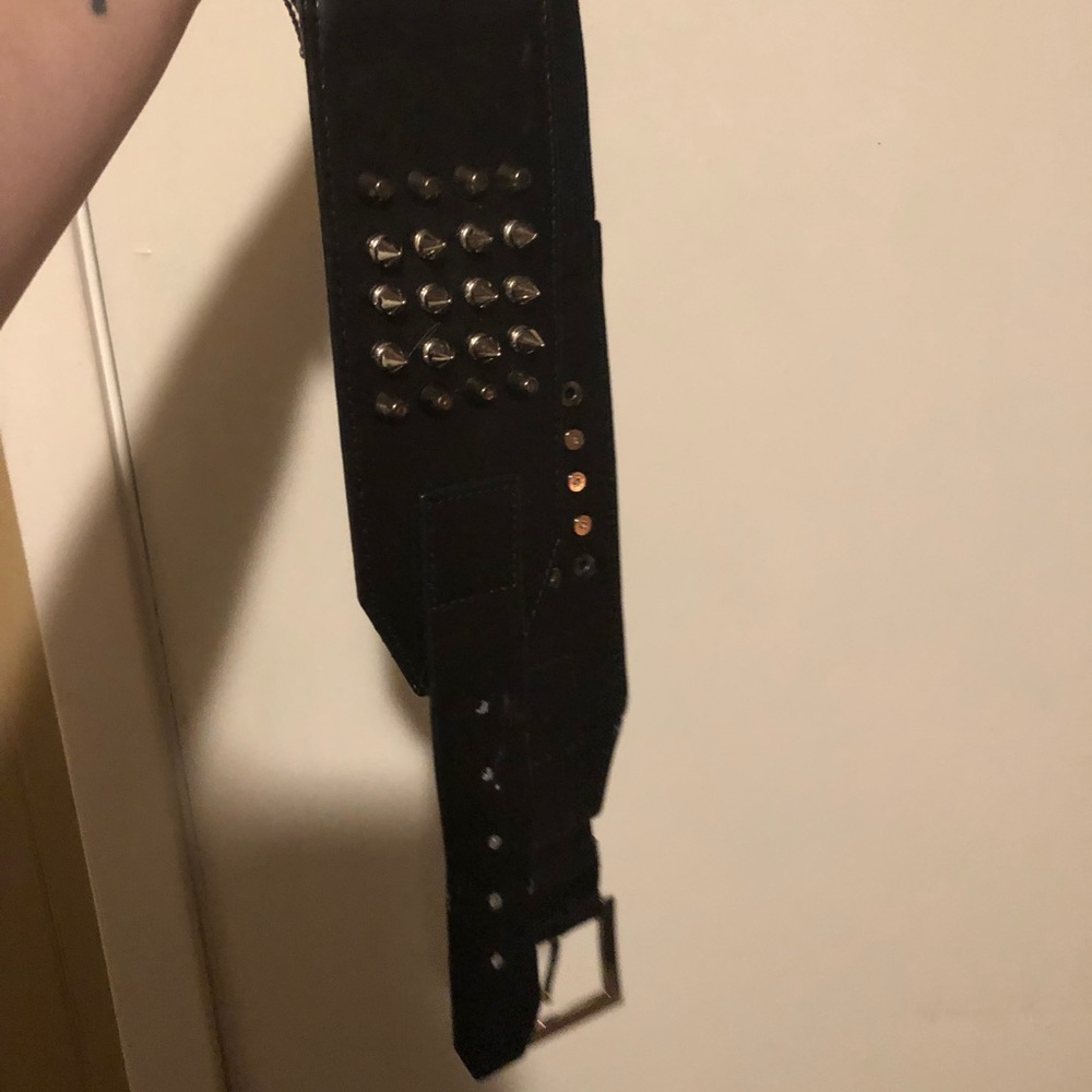 Hot topic waist belt